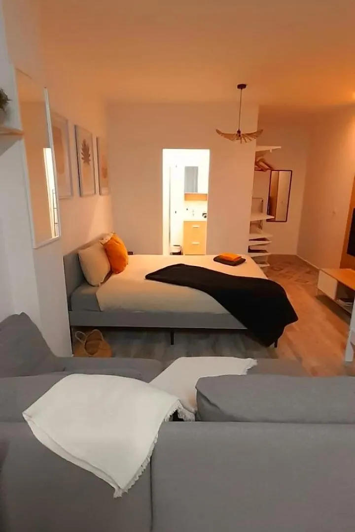 Apartment El Apartamentito De Zamarrilla Parking Gratis Incluido Malaga Spain