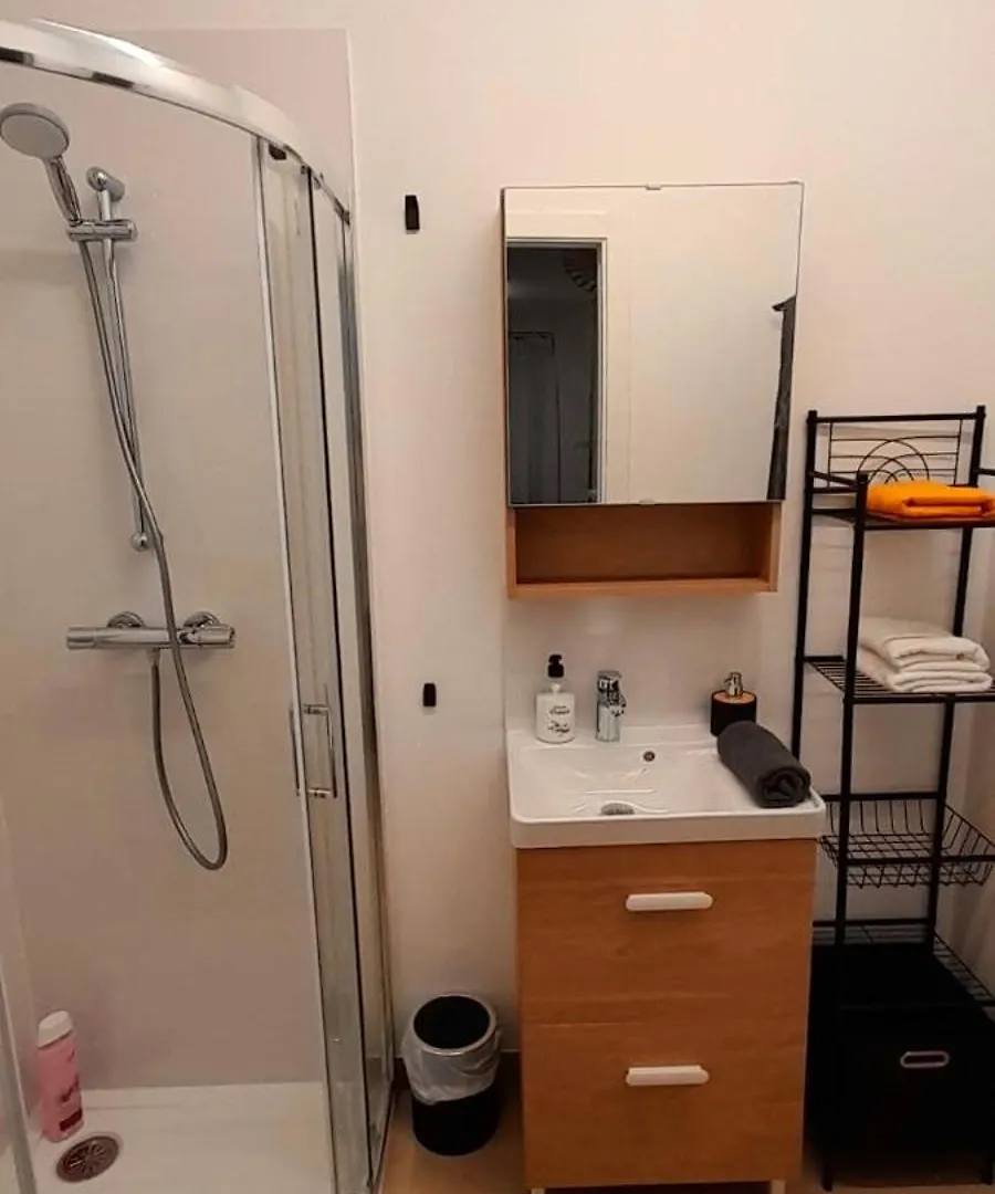 El Apartamentito De Zamarrilla Parking Gratis Incluido Malaga 0*,  Spain